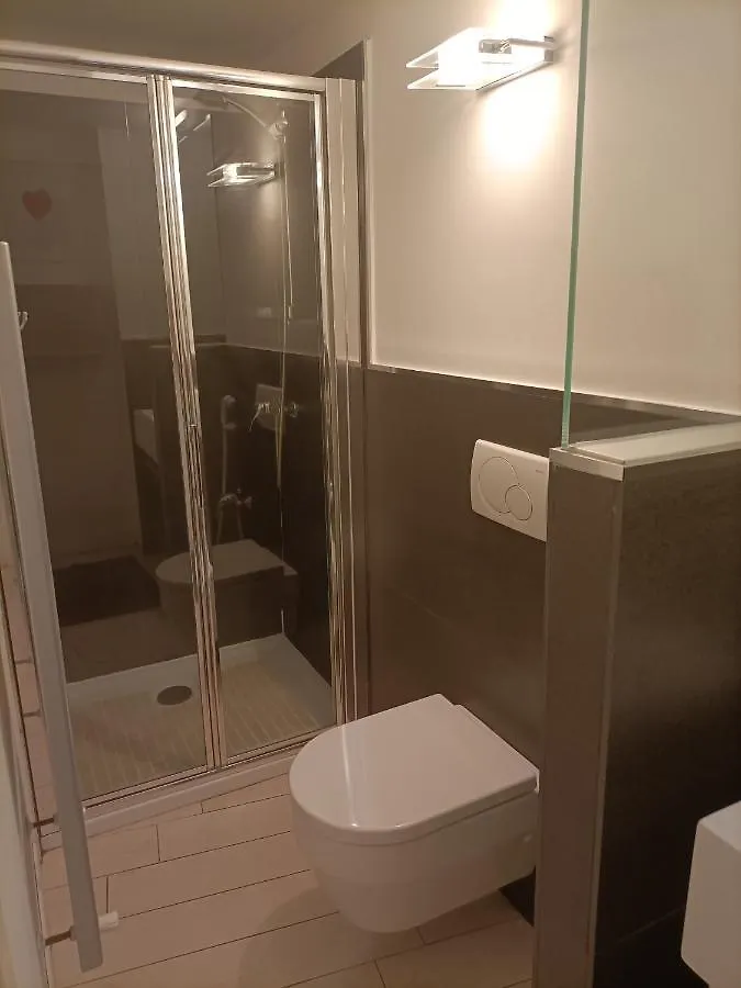 Be My Guest In Citta' Alta Charme&Relax Apartment Bergamo Italy